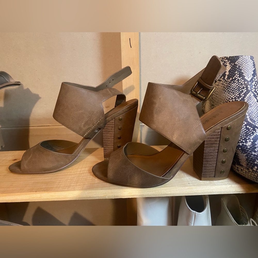 Indigo Rd. heels